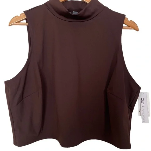 💥 NWT Bar III Brown Mock Neck Cropped Top - Picture 2 of 3